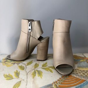 Dolce Vita Leka Open Tan Toe Booties